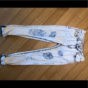 Refuge Acid Wash Straight Leg Jeans